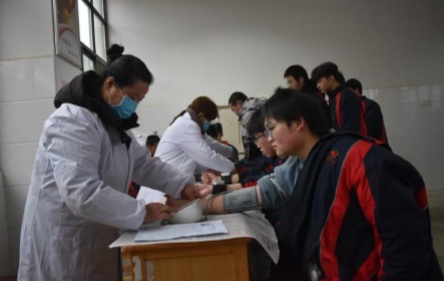 湖南隆回：送检进校 2026年高考体检圆满收官