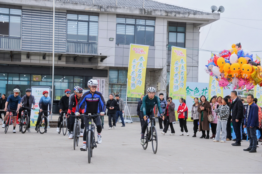 从“一朵花”到“一条链”——广安岳池石垭镇农文旅融合激活乡村