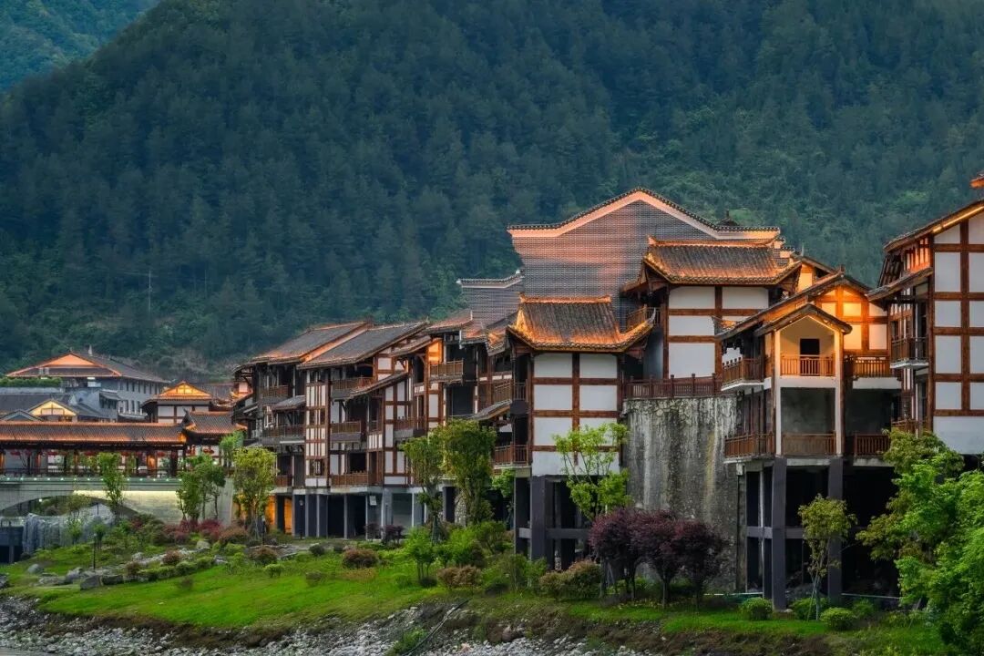 四川宣汉:揽巴山胜境 寻巴韵乡愁 赴一场治愈春日之约(图1) 1.jpg