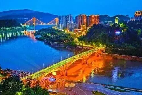 四川达州:春假研学达川|赴一场人文、自然与红色的成长之约,7大宝藏点位全攻略(图3) 四川达州:春假研学达川|赴一场人文、自然与红色的成长之约,7大宝藏点位全攻略(图3)