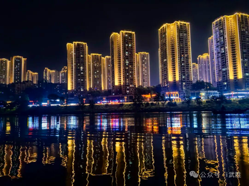 夜游嘉陵江：在灯火与浪花间邂逅广安武胜的温柔夜