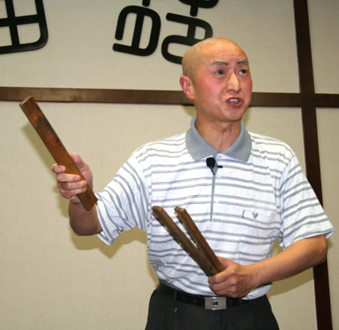 四川岳池金钱板：传承百年曲艺 唱响川东文脉