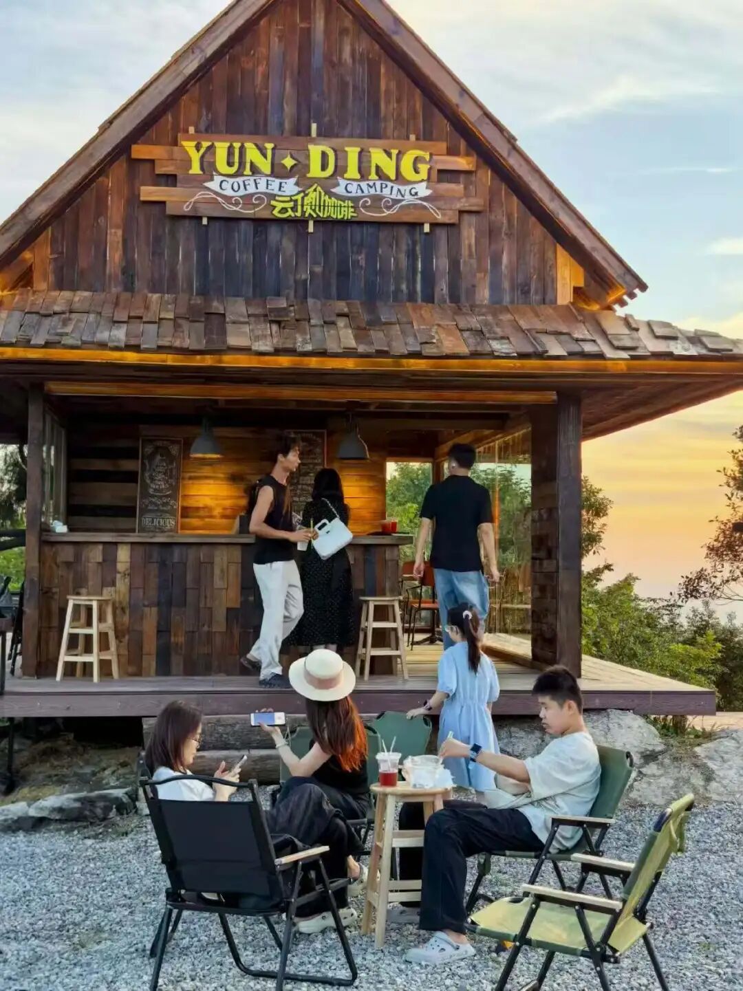 清凉大巴山｜今日立秋，赴大竹高山露营，接住秋天的第一份温柔晚风(图6)