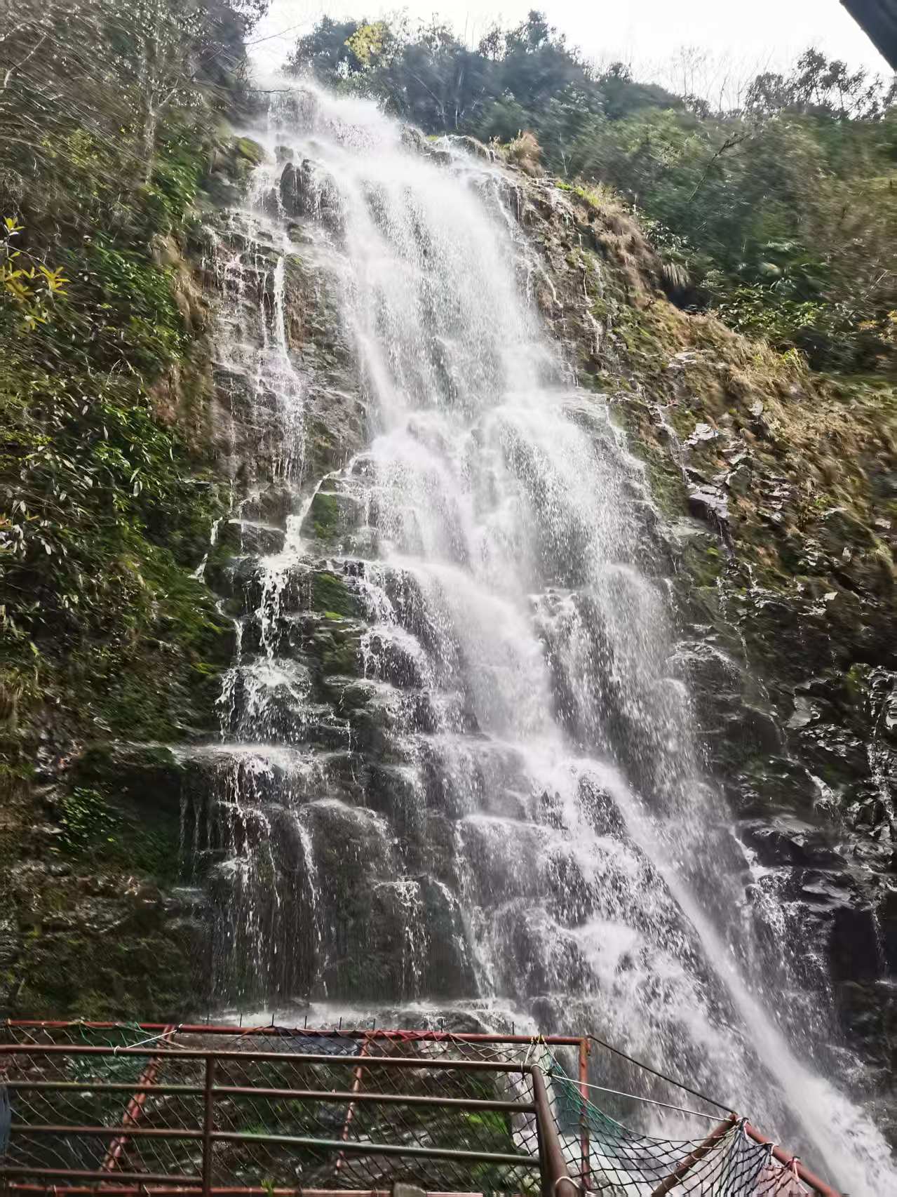 在三江源头遇见童话里的乡村——右龙 溯源新安江水 寻根徽派古村魂(图3) 微信图片_20260328114825.jpg